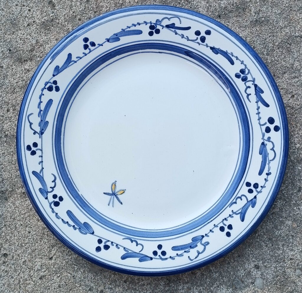 Assiette à dessert bleue, diamètre  22 cm
