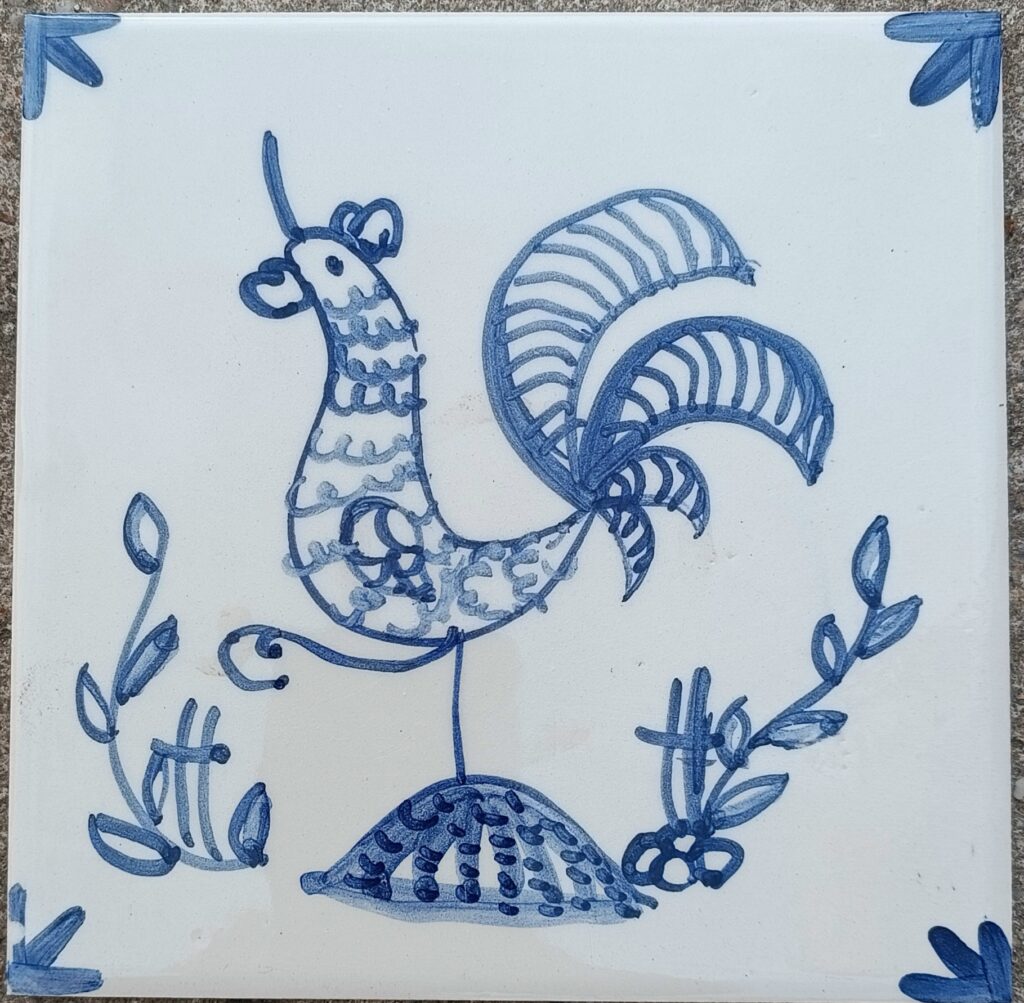 Carreau de faïence décoré à » main levée » par Renaud Rémusat, exemplaire unique – 15,3 cm N 007
